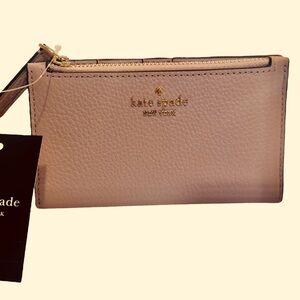 Kate Spade Jackson Small Bifold Pebbled Leather Wallet in Muted Taupe NWT